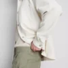Pantalones chinos holgados de talle medio