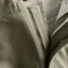 Pantalones chinos holgados de talle medio