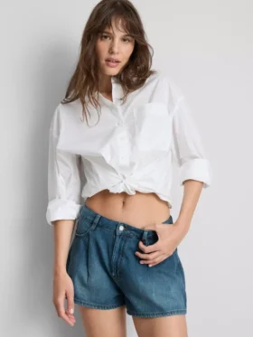 Pantalones cortos acampanados plisados de mezclilla con alto contenido de algodón