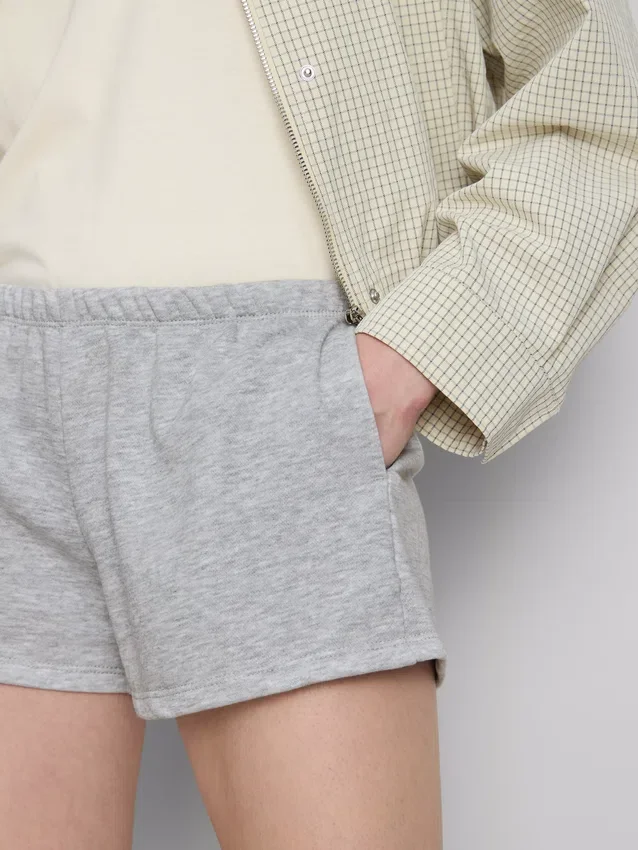 Pantalones cortos ajustados de jersey con alto contenido de algodón