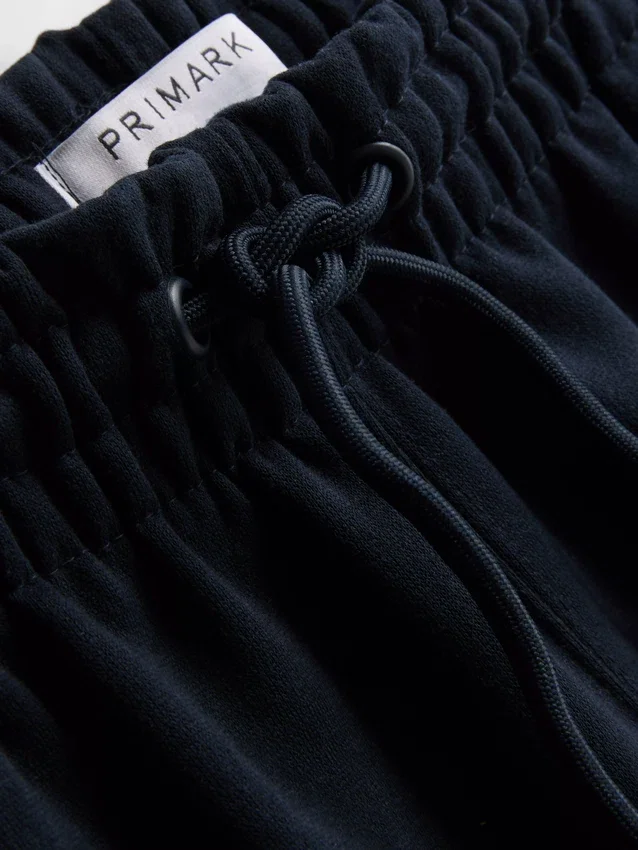 Pantalones cortos con cordón