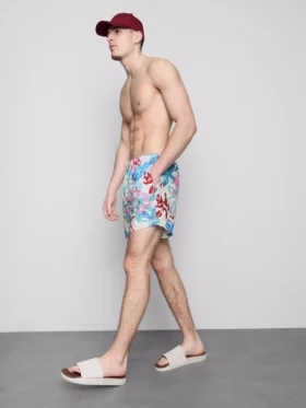 Pantalones cortos con estampado floral tipo graffiti