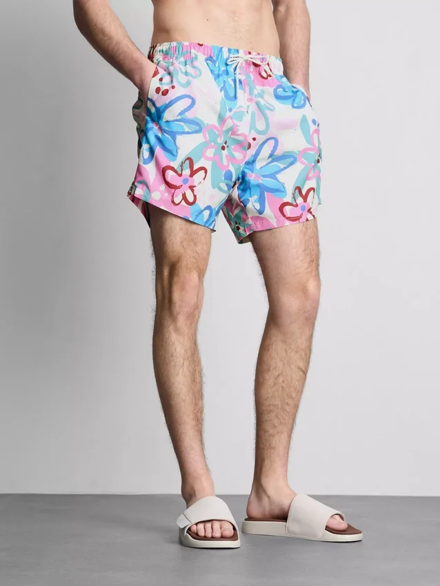 Pantalones cortos con estampado floral tipo graffiti