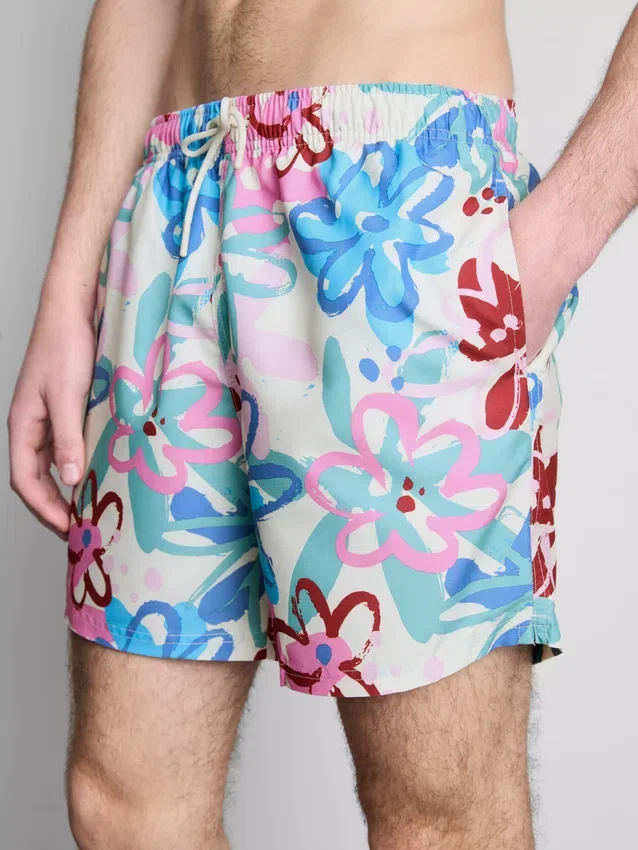 Pantalones cortos con estampado floral tipo graffiti