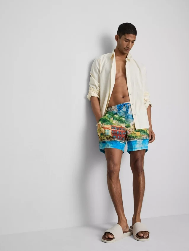 Pantalones cortos con estampado panorámico