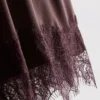 Pantalones cortos con ribete de encaje de Paula Echevarría