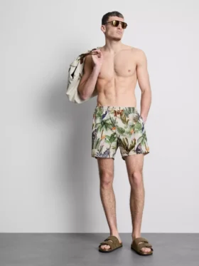Pantalones cortos con textura de selva