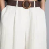 Pantalones cortos con textura y cinturón