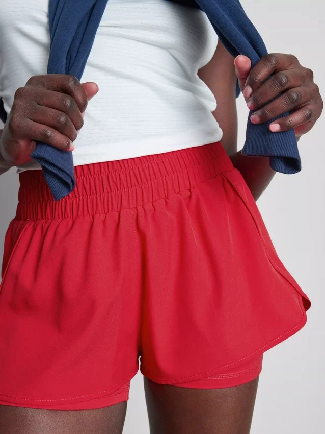 Pantalones cortos de correr con capas