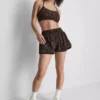 Pantalones cortos de correr con estampado de leopardo