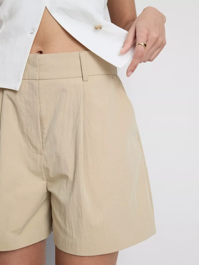 Pantalones cortos de crucero texturizados de cintura alta