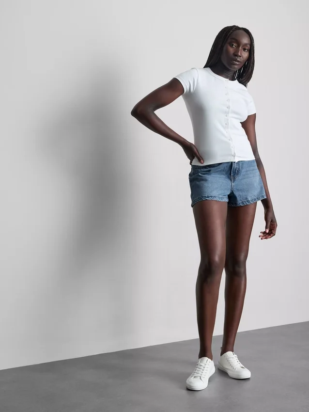 Pantalones cortos de denim de algodón con corte en A