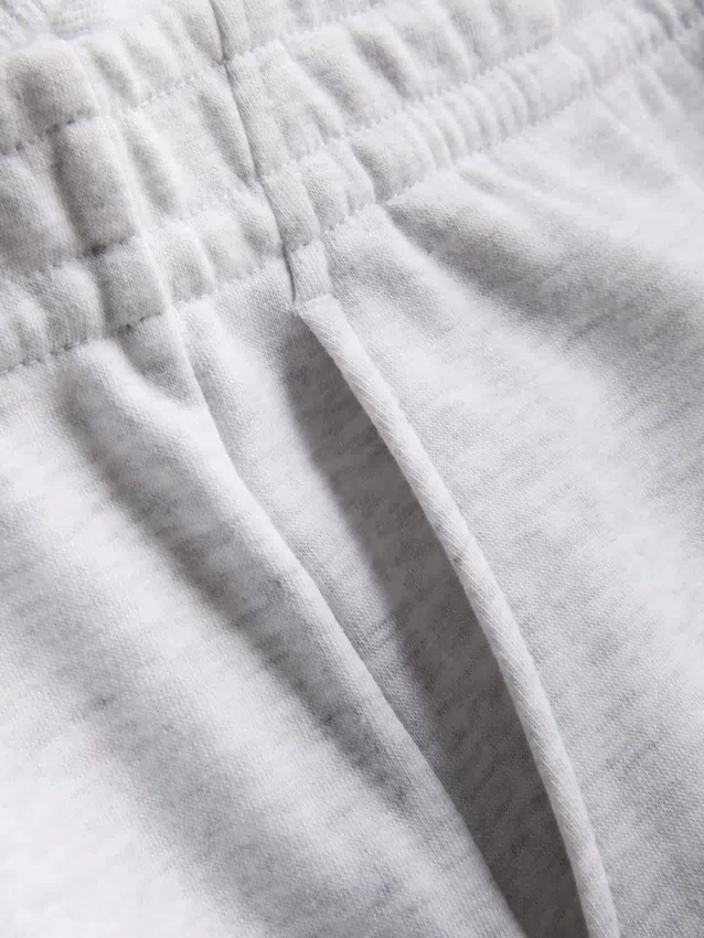 Pantalones cortos de jersey con detalles de botones, con alto contenido de algodón