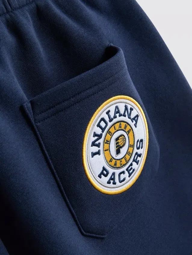Pantalones cortos de los Indiana Pacers de la NBA