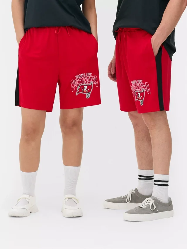 Pantalones cortos de los Tampa Bay Buccaneers de la NFL