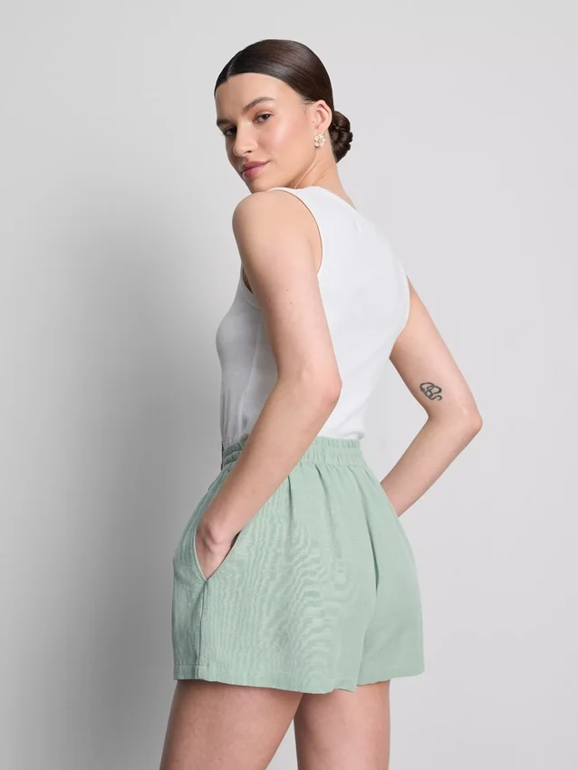 Pantalones cortos de mezcla de algodón con cintura elástica