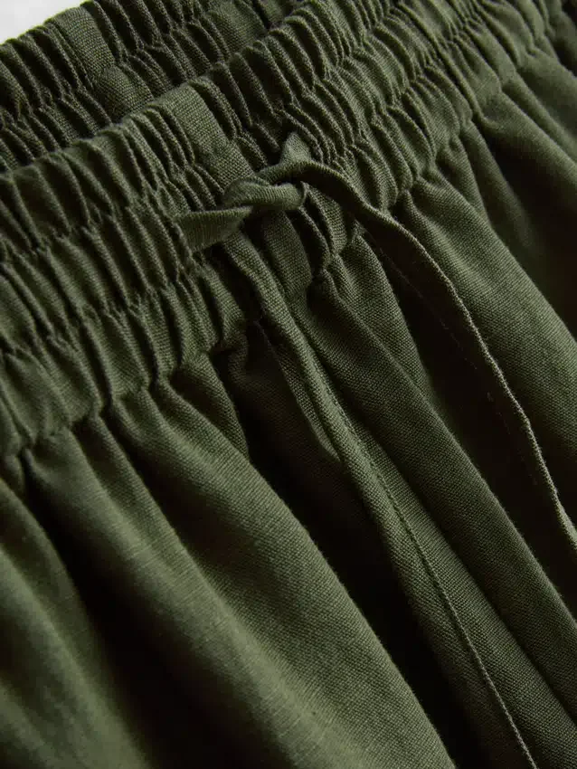 Pantalones cortos de mezcla de algodón con cintura elástica