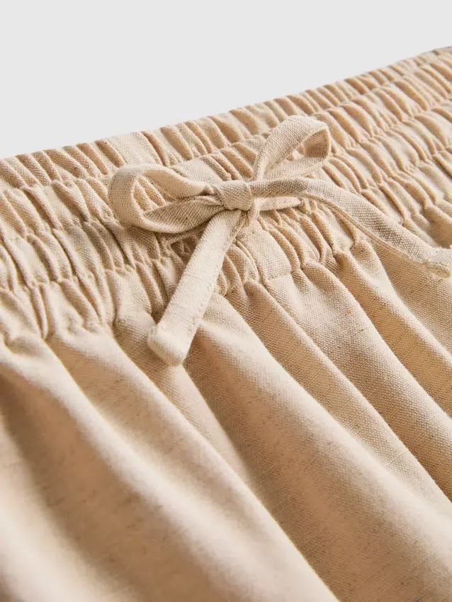 Pantalones cortos de mezcla de algodón con cintura elástica