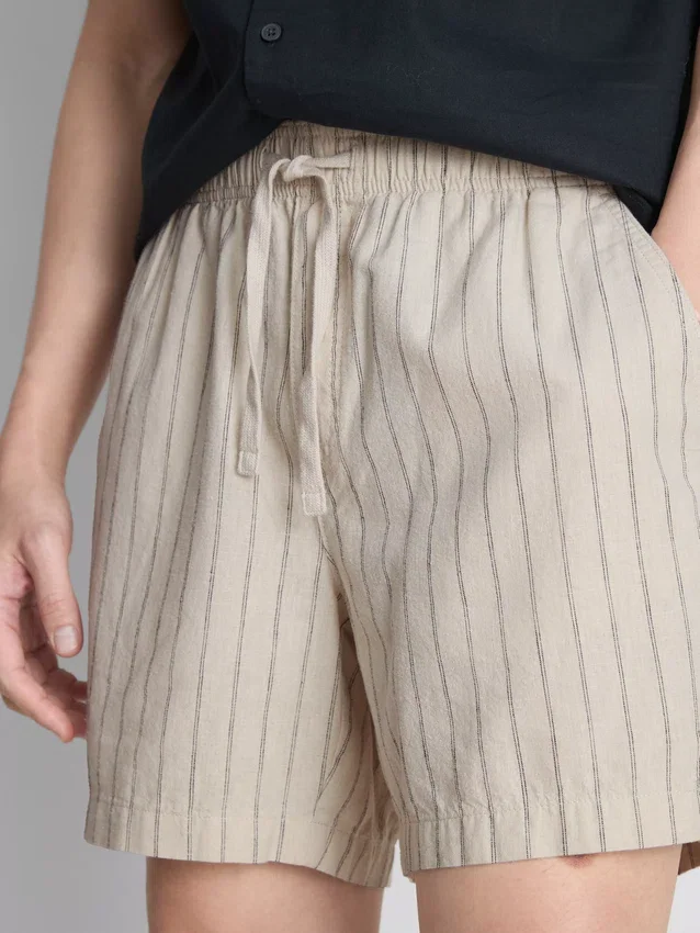 Pantalones cortos de mezcla de lino con rayas