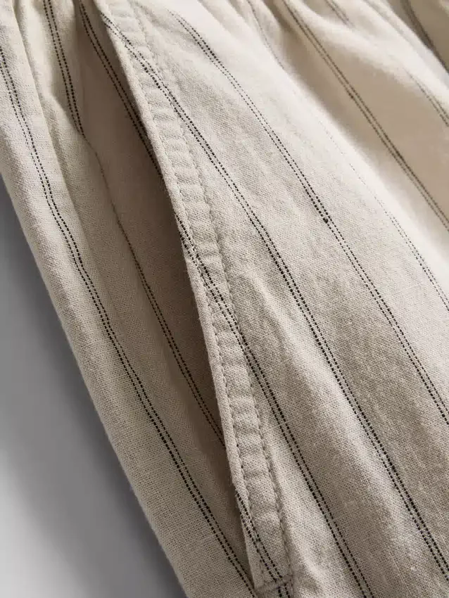 Pantalones cortos de mezcla de lino con rayas