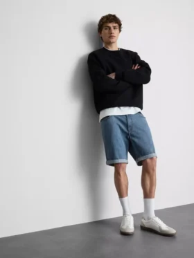 Pantalones cortos de mezclilla ajustados de talle medio