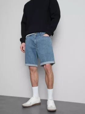 Pantalones cortos de mezclilla ajustados de talle medio
