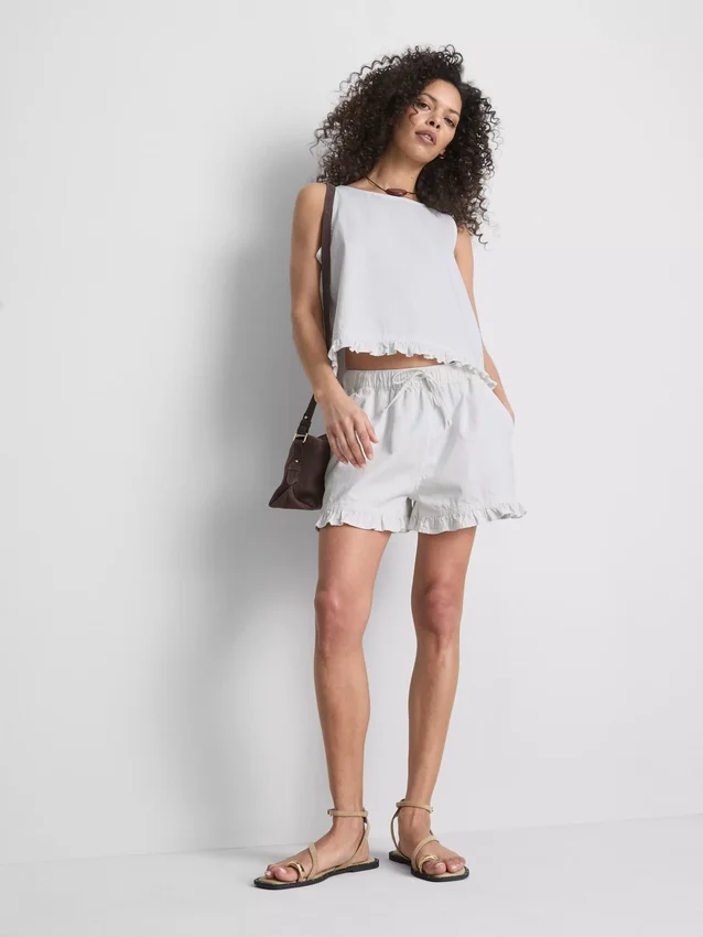 Pantalones cortos de mezclilla con dobladillo con volantes
