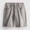 Pantalones cortos de mezclilla con dobladillo sin rematar