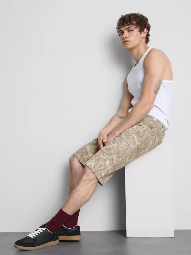 Pantalones cortos de mezclilla de corte holgado