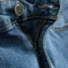 Pantalones cortos de mezclilla de corte recto