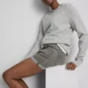 Pantalones cortos de mezclilla de talle medio con dobladillo