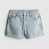 Pantalones cortos de mezclilla de talle medio con dobladillo