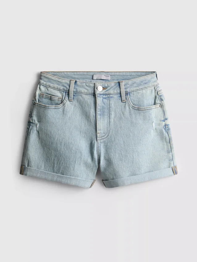 Pantalones cortos de mezclilla de talle medio con dobladillo