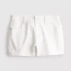 Pantalones cortos de mezclilla de talle medio con dobladillo
