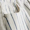 Pantalones cortos de mezclilla de talle medio con dobladillo
