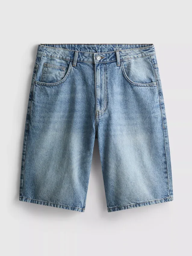 Pantalones cortos de mezclilla holgados de talle medio