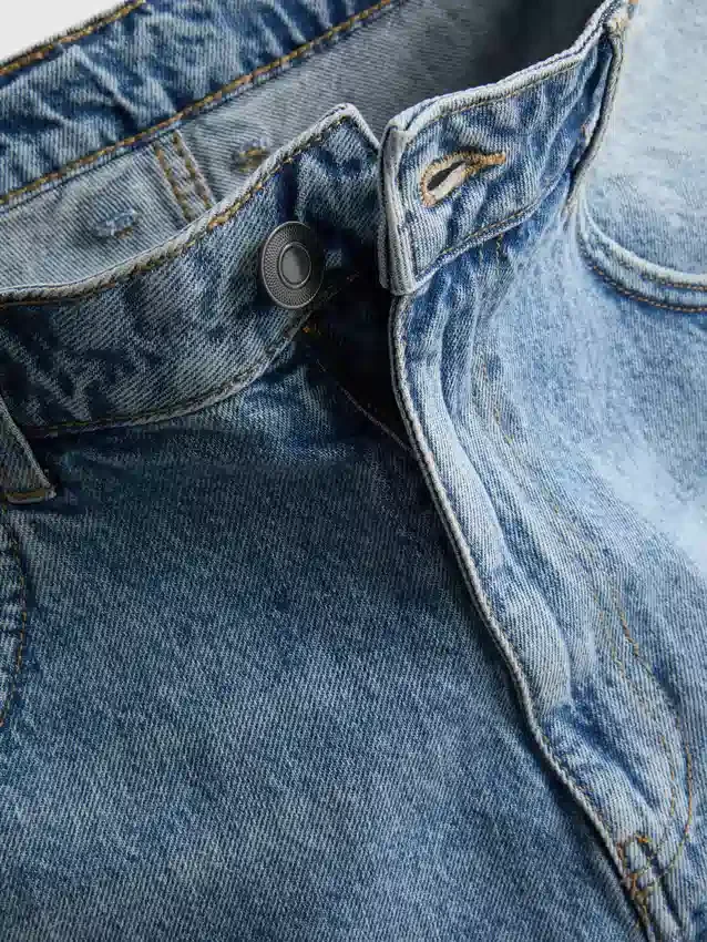 Pantalones cortos de mezclilla holgados de talle medio