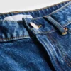 Pantalones cortos de mezclilla rasgados