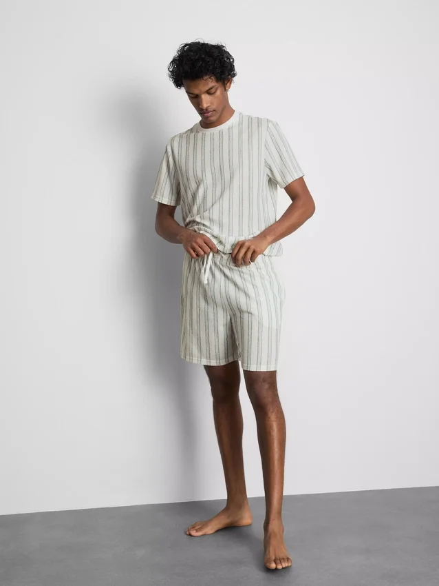 Pantalones cortos de pijama a rayas