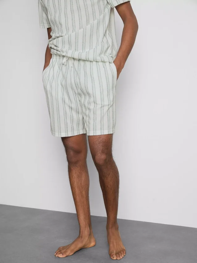 Pantalones cortos de pijama a rayas