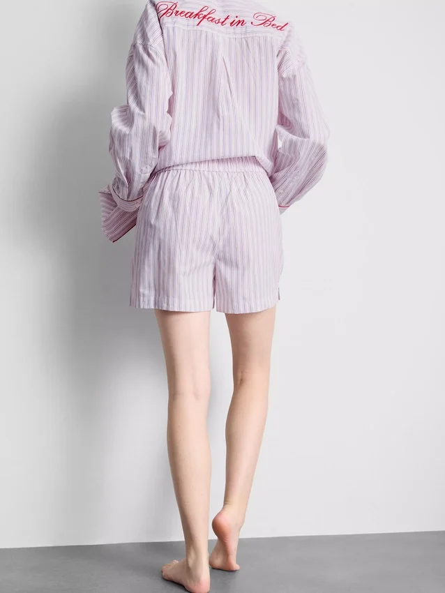 Pantalones cortos de pijama a rayas de algodón estilo «servicio de habitación»