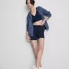 Pantalones cortos de yoga activos de talle medio con soporte suave