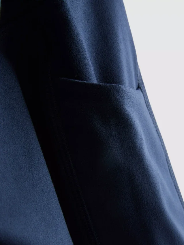 Pantalones cortos de yoga activos de talle medio con soporte suave
