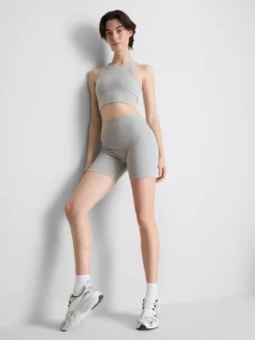 Pantalones cortos deportivos acanalados sin costuras