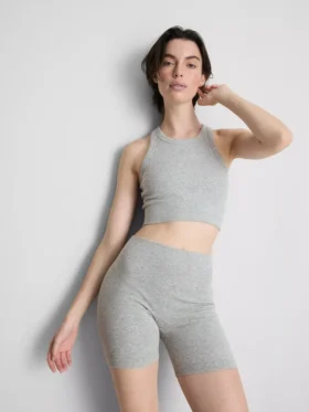 Pantalones cortos deportivos acanalados sin costuras