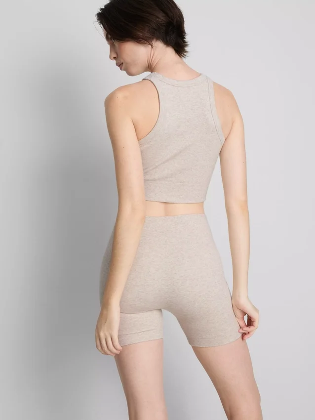 Pantalones cortos deportivos acanalados sin costuras