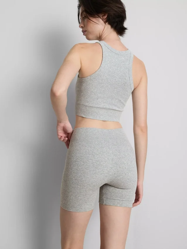 Pantalones cortos deportivos acanalados sin costuras