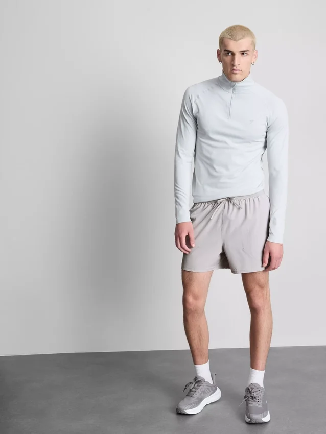 Pantalones cortos deportivos con cordón