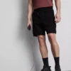 Pantalones cortos deportivos con cordón