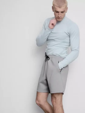 Pantalones cortos deportivos con cordón